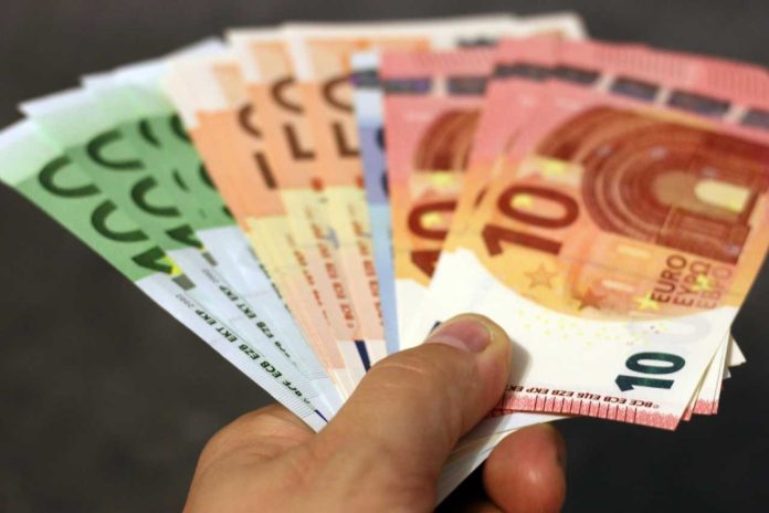 ¿Pueden los autónomos colaboradores acceder al pago único de la prestación por desempleo?