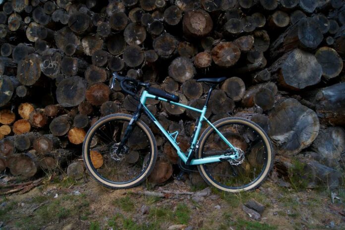 Un juez reconoce el derecho de un trabajador a usar la bicicleta para desplazarse a su empleo, abriendo la puerta a una mayor flexibilidad en los medios de transporte.